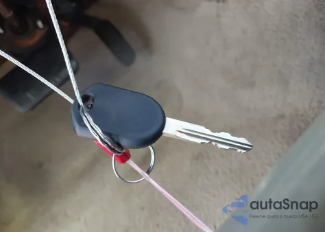 2010 Mercury Grand Marquis Ls (Fleet Only) from USA, damaged, VIN 2MEBM7FV0AX603962